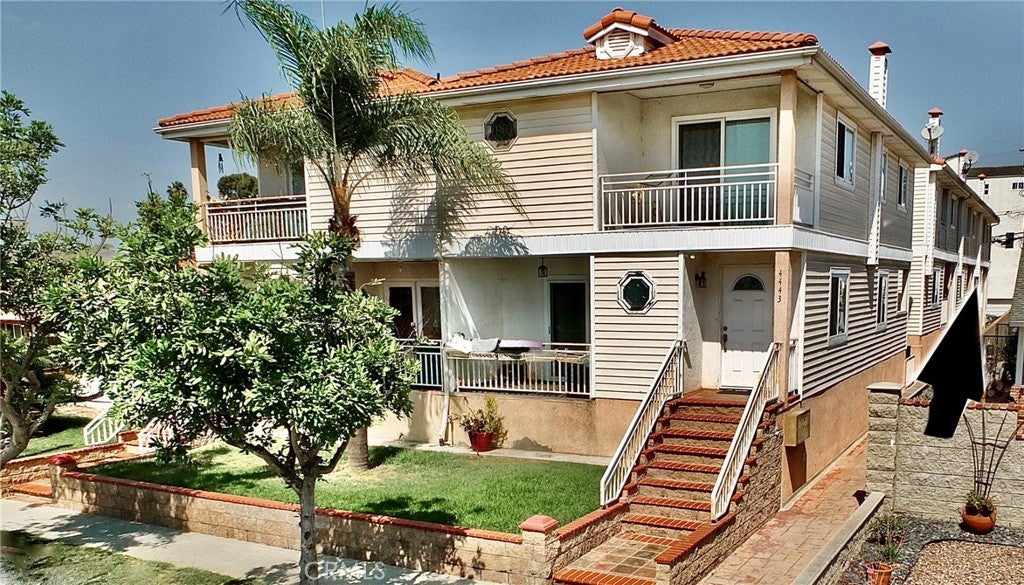 4441 Farquhar