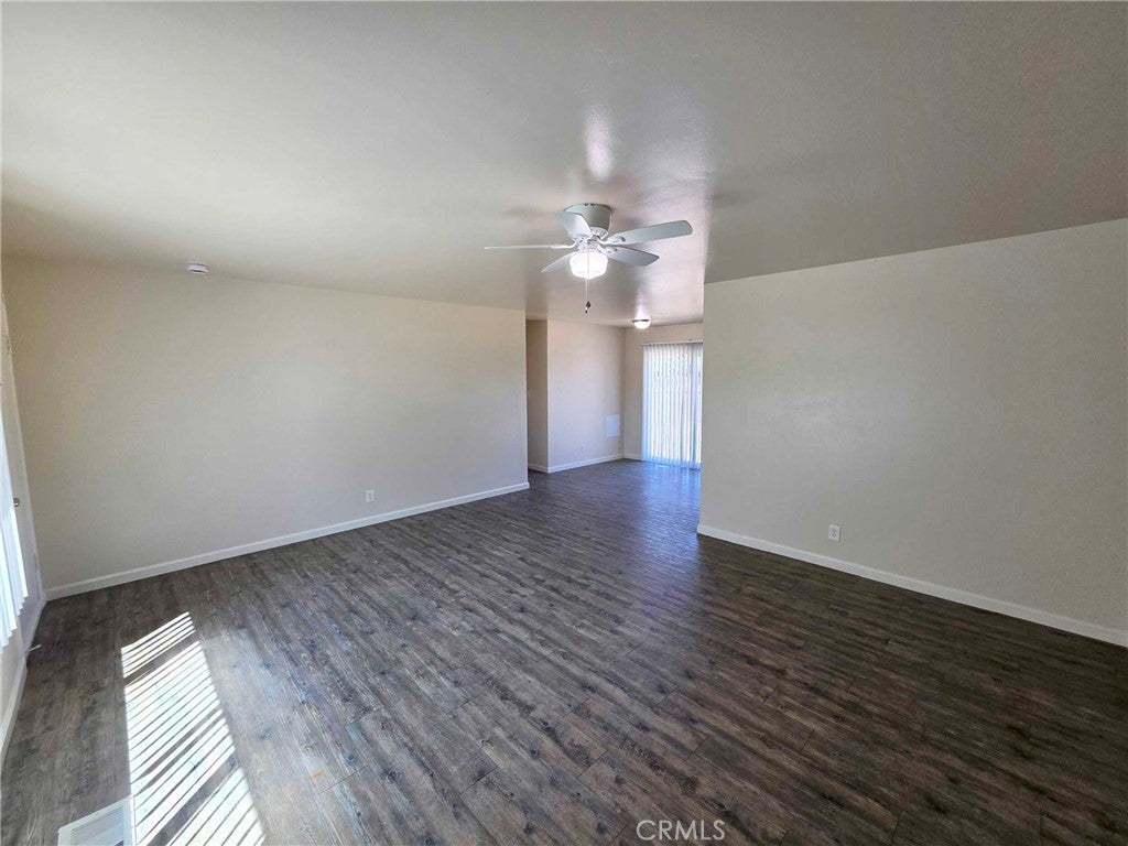 822 Walnut