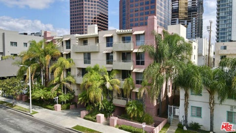 Photo of 1222 S WESTGATE Avenue #PH1, Los Angeles, CA 90025 (MLS # 26991203)