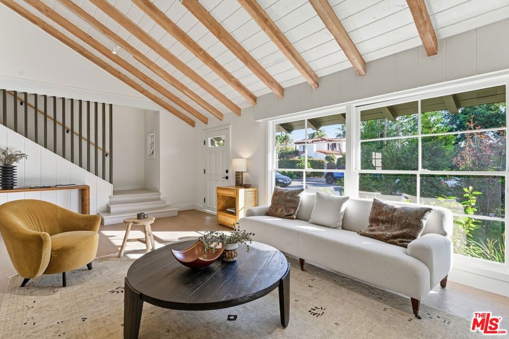 7401 Costello Avenue