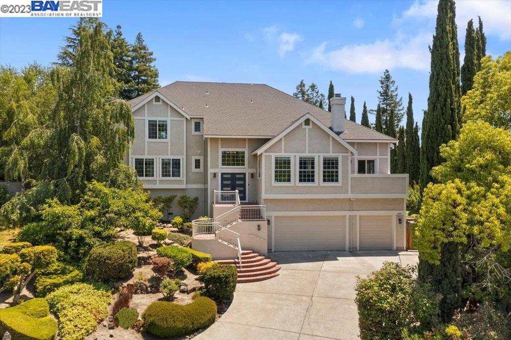 VINEYARDS - Residential