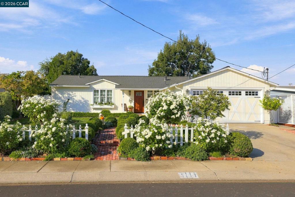 Photo of 3111 Baker Dr DR, Concord, CA 94519 (MLS # 41152213)