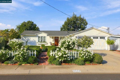Photo of 3111 Baker Dr DR, Concord, CA 94519 (MLS # 41152213)