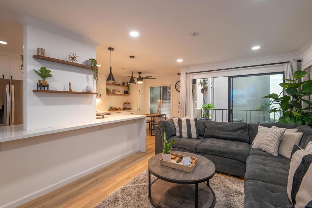 1235 Parker Pl 2B