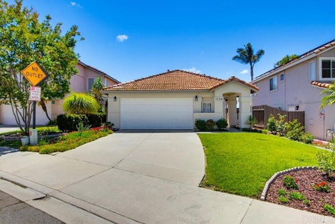Tiny photo for 1738 Corte Viejo, Oceanside, CA 92056 (MLS # NDP2605218)