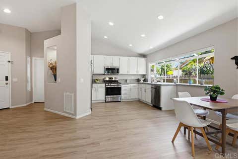 Tiny photo for 1738 Corte Viejo, Oceanside, CA 92056 (MLS # NDP2605218)