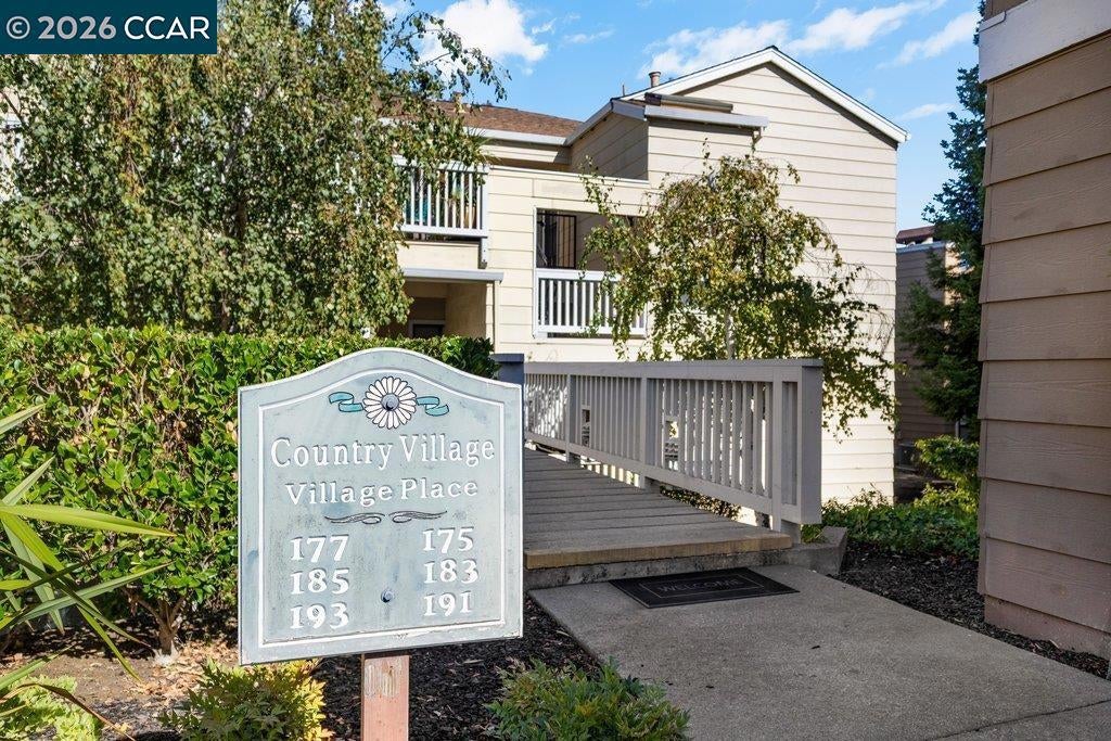 175 Village Pl