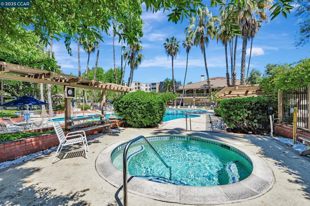 THE KEYS - Residential