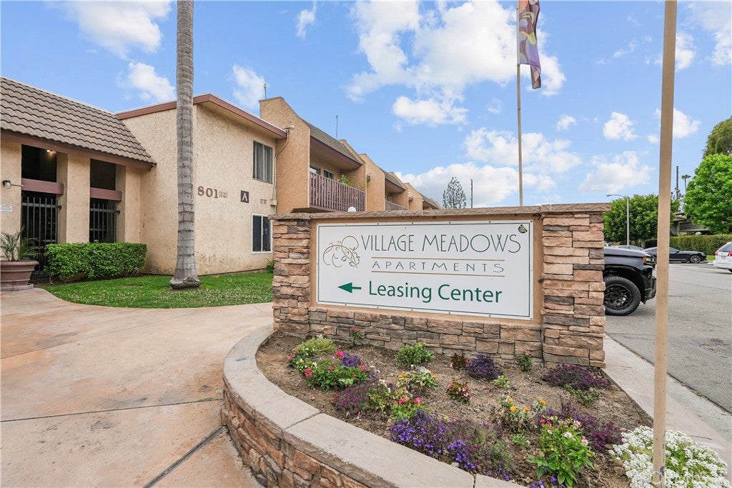 801 S Lyon ST A213, Santa Ana CA 92705