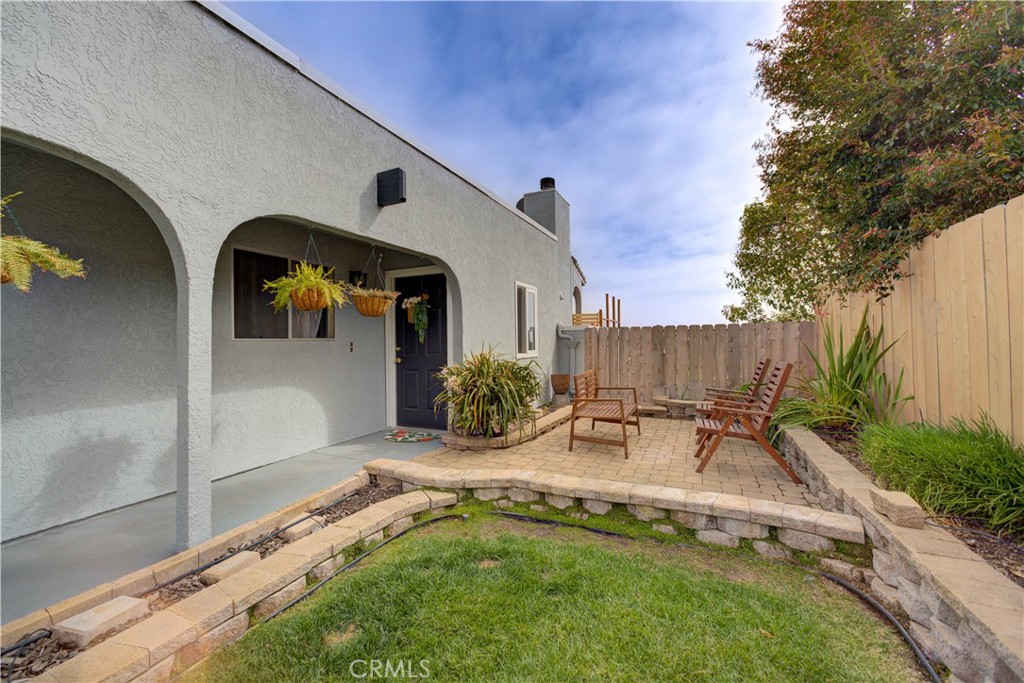 650 Vista Pacifica Circle