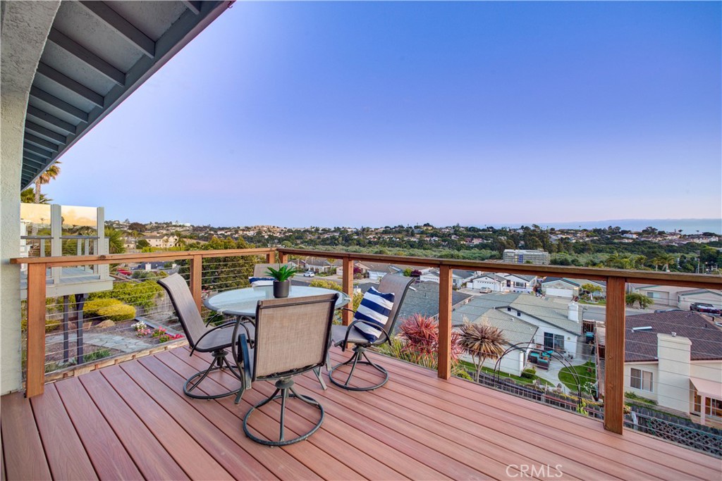 650 Vista Pacifica Circle