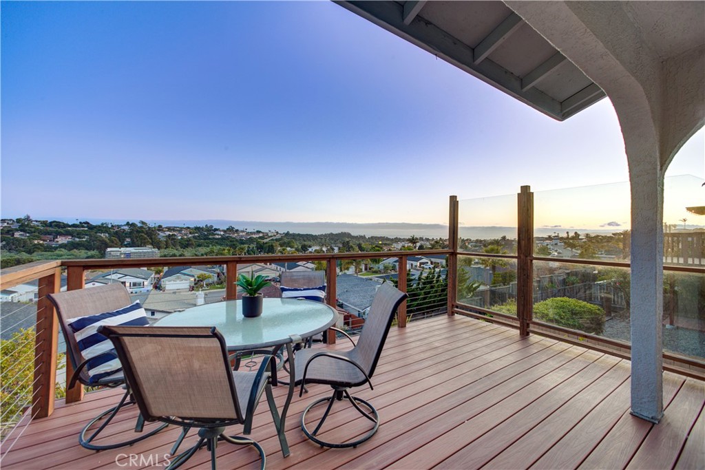 650 Vista Pacifica Circle