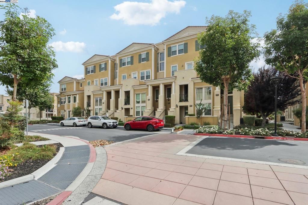 Photo of 1932 Trento Loop, Milpitas, CA 95035 (MLS # 41115365)