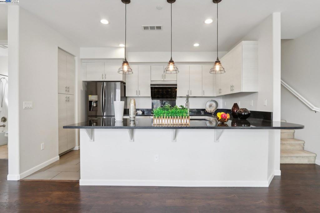 MILPITAS - Residential