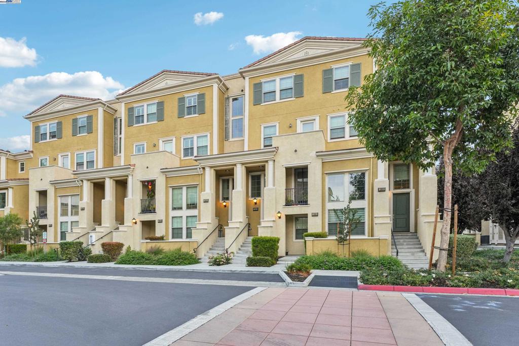 MILPITAS - Residential