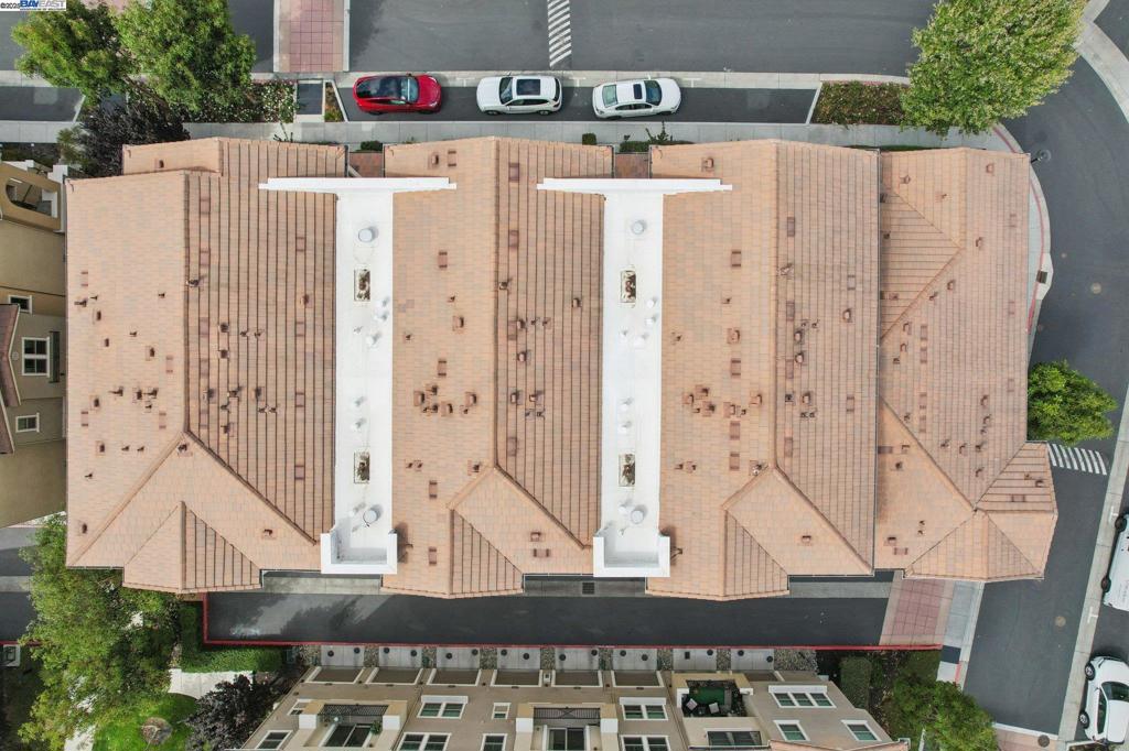 MILPITAS - Residential