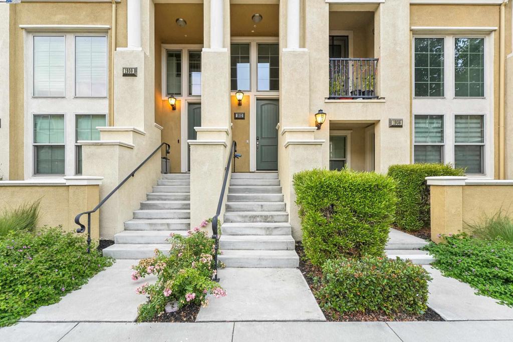 MILPITAS - Residential