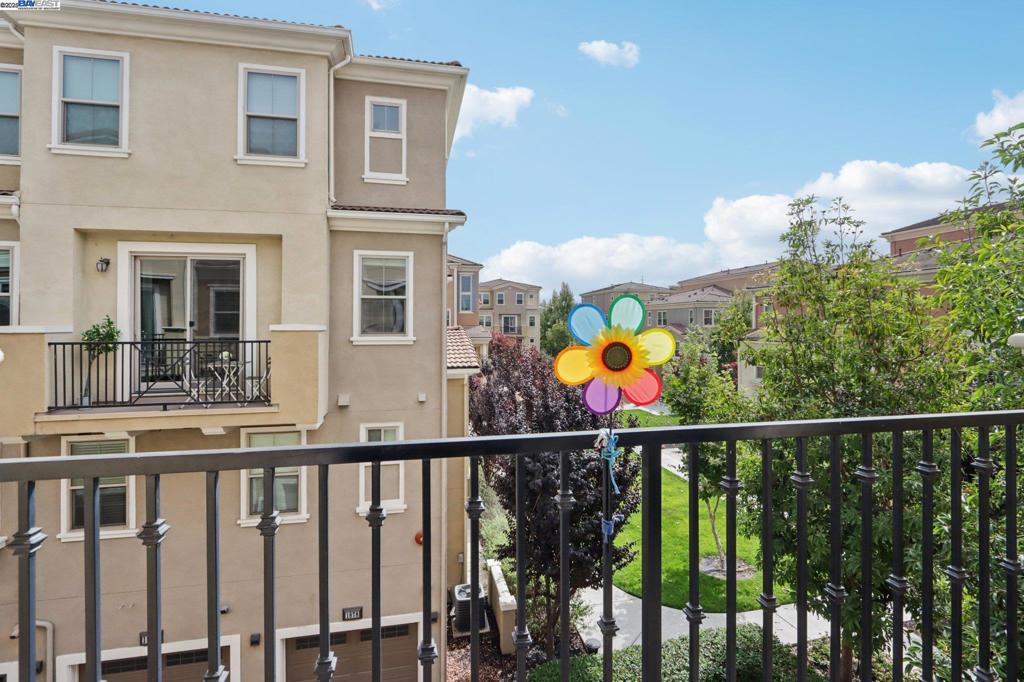MILPITAS - Residential