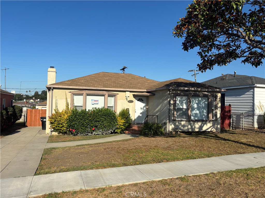 Excellent investment opportunity in the highly sought-after View Park/Windsor Hills area! 5709 Alviso Ave offers incredible potential in one of Los Angeles’ most desirable neighborhoods, surrounded by well-maintained homes and ongoing area development. This property is ready for the right investor or visionary buyer to reimagine and unlock its full value. Whether you’re looking to renovate, expand, or create a long-term income-producing asset, the location and lot size make this a promising project. With convenient access to major freeways, shopping, dining, and just minutes from Culver City, Inglewood, LAX, and the new SoFi Stadium, this is a rare chance to secure a property in a prime location with strong upside potential. Don’t miss out on this exceptional opportunity to invest in Los Angeles real estate. Financing welcome! Seller has never lived in the home and has no inspection reports on file, buyer to conduct their own inspections and verify all information.