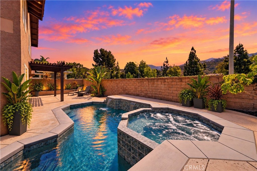 2290 Pepperwood Lane
