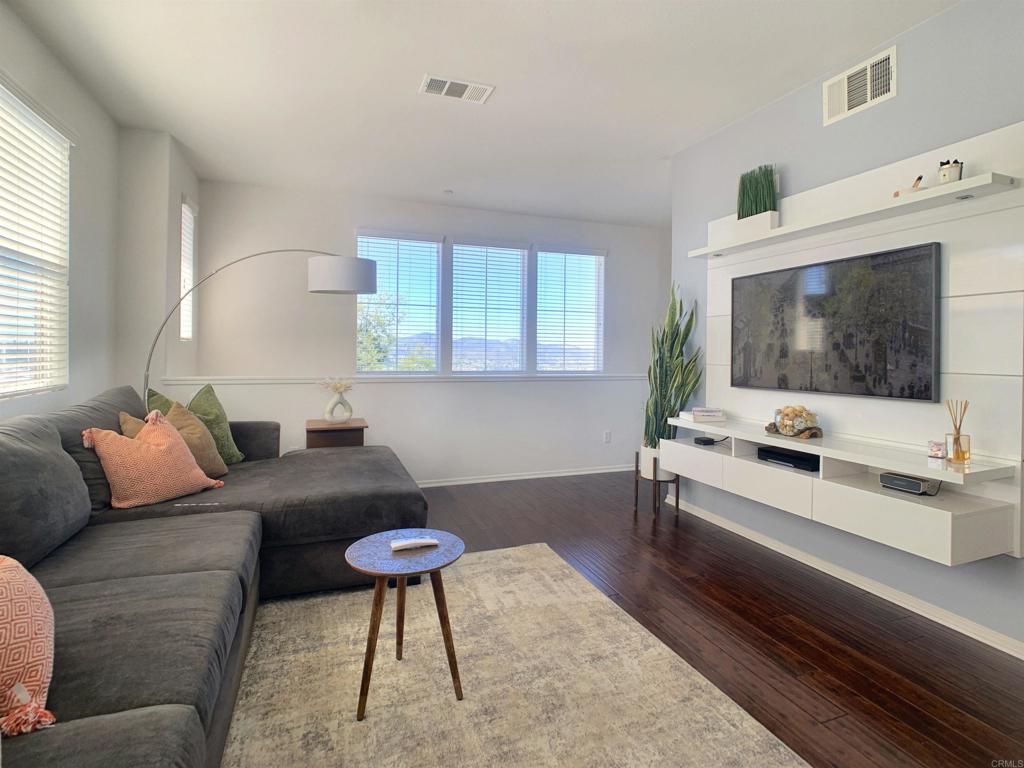 1503 Calabria Street