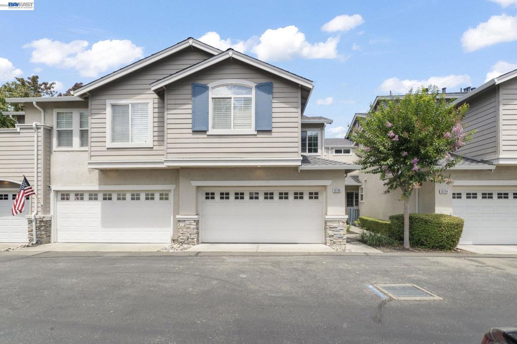10706 Ian Ln
