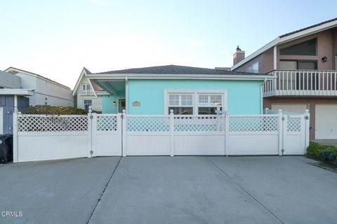 Photo of 3845 Sunset Lane, Oxnard, CA 93035 (MLS # V1-34219)