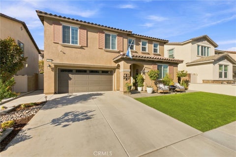 Photo of 11698 Starlily Court, Corona, CA 92883 (MLS # CV26194061)