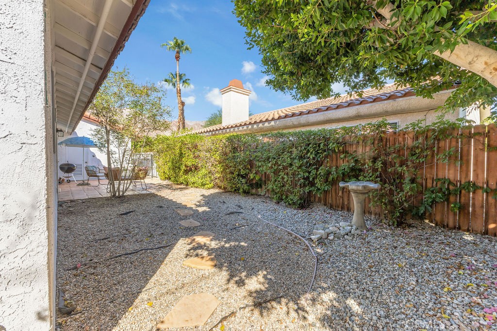 La Quinta Cove* - Residential