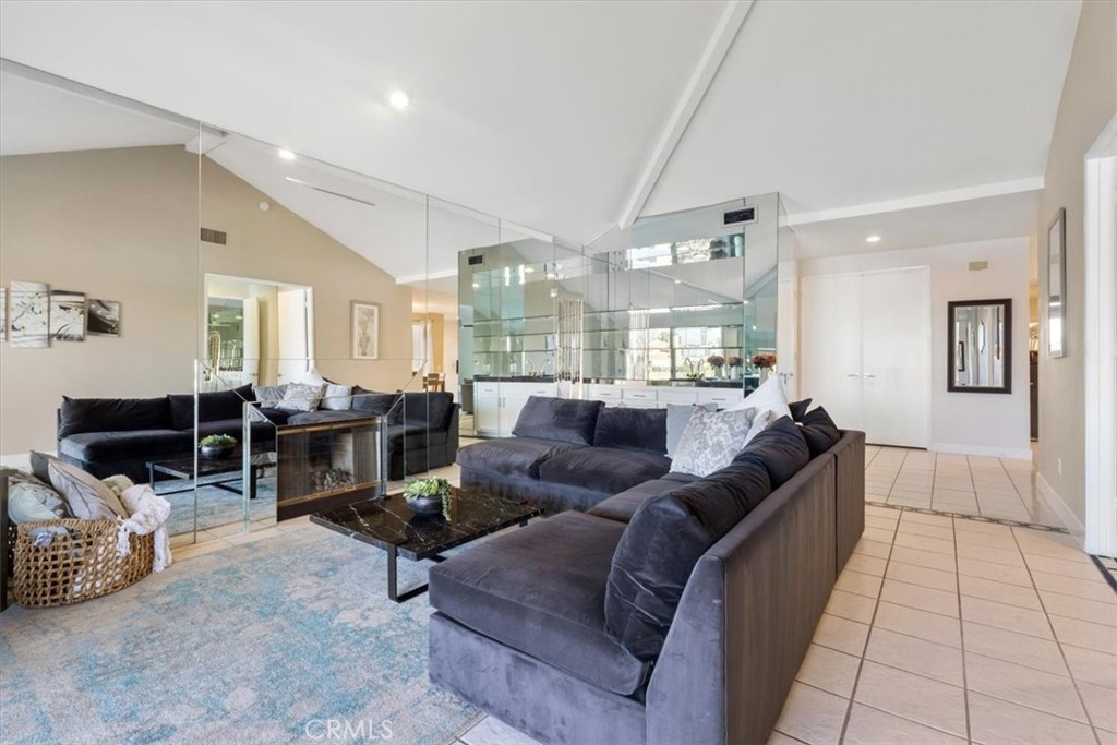 Lake Mirage Racquet Club (32138) - Residential