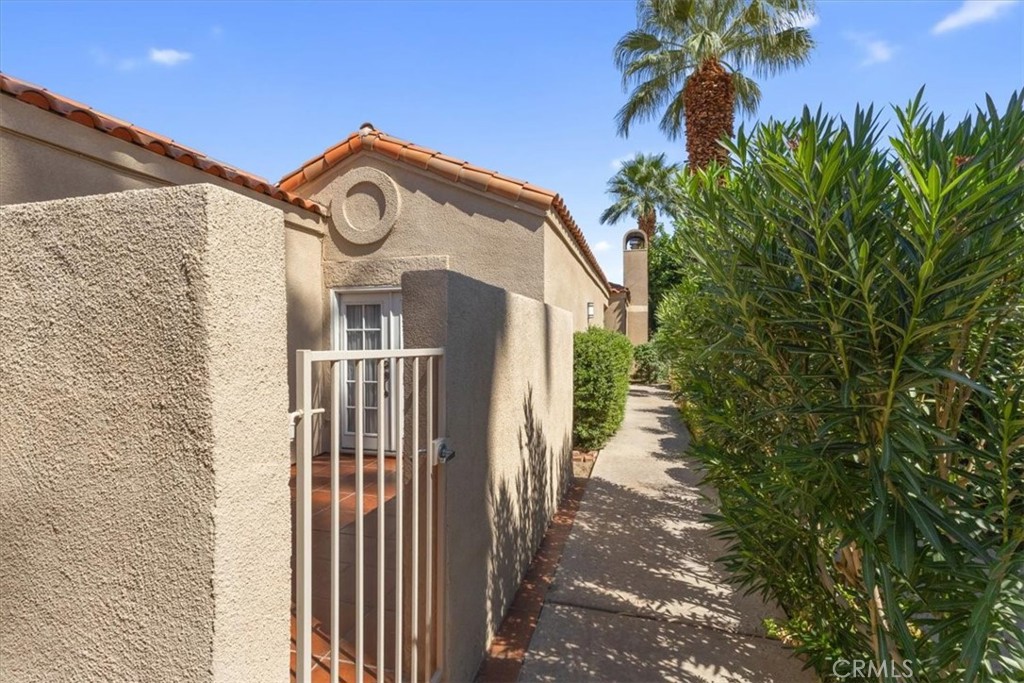 Lake Mirage Racquet Club (32138) - Residential