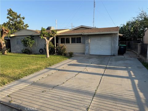 Photo of 754 W Citrus St, Colton, CA 92324 (MLS # IG26079539)