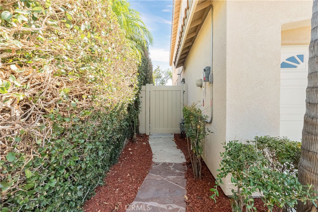 33037 Anasazi Drive