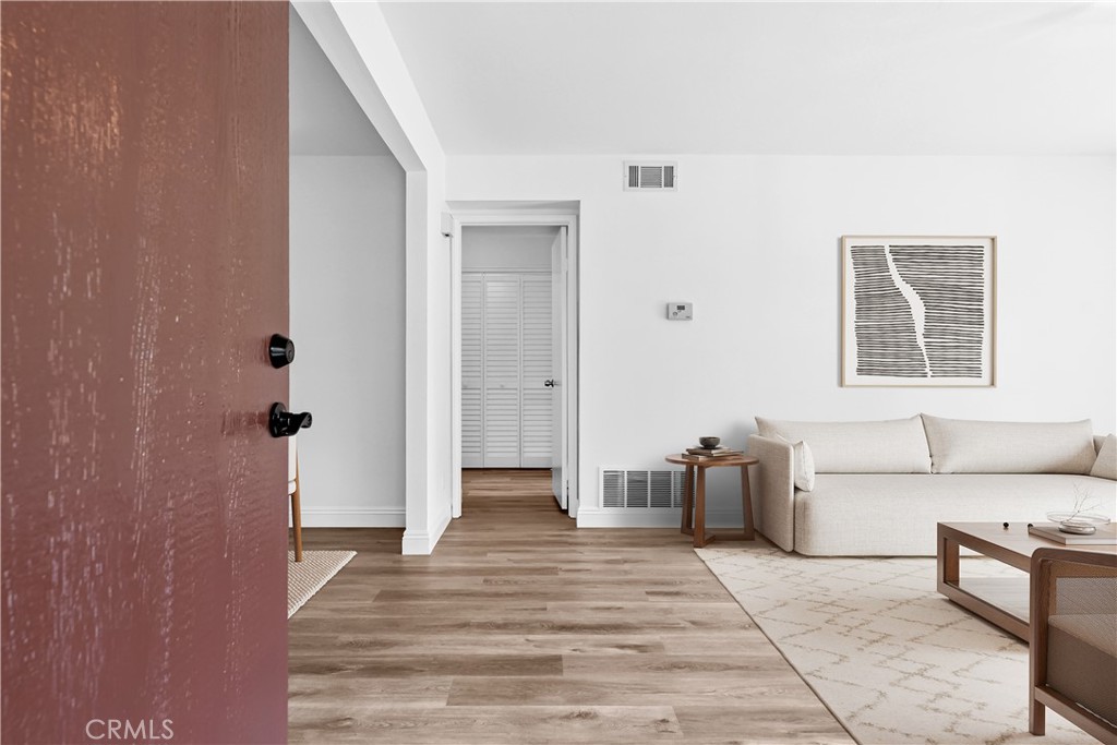 44 Clearbrook