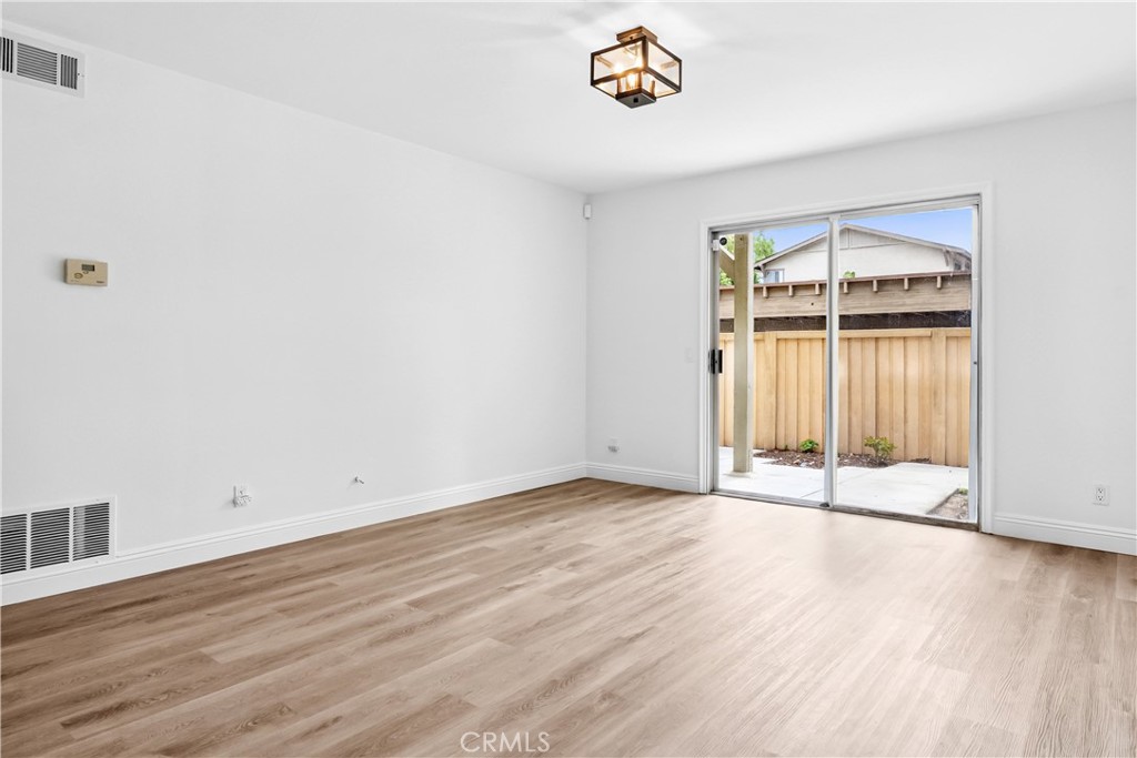 44 Clearbrook