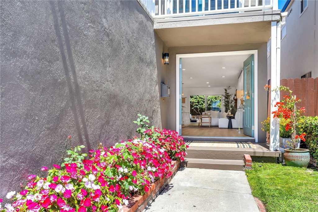 1613 Armour Lane
