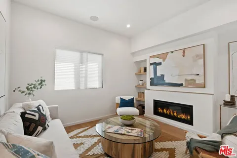 3811 S Verona Court, Los Angeles, CA 90066 - MLS#: 25605881