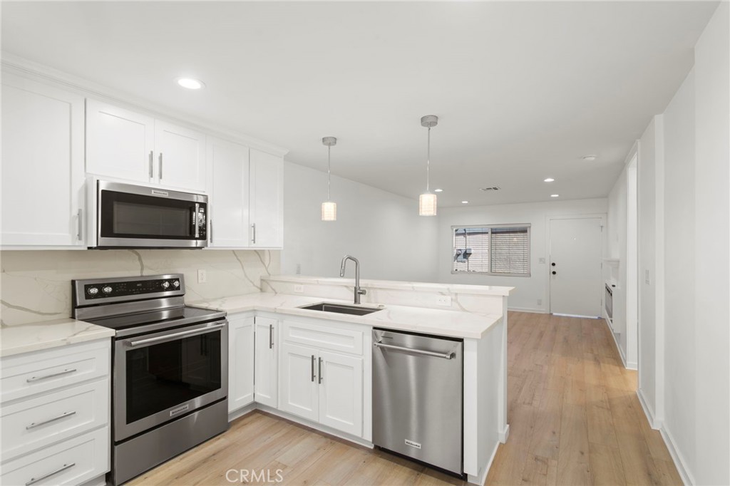 1080 Driftwood Circle