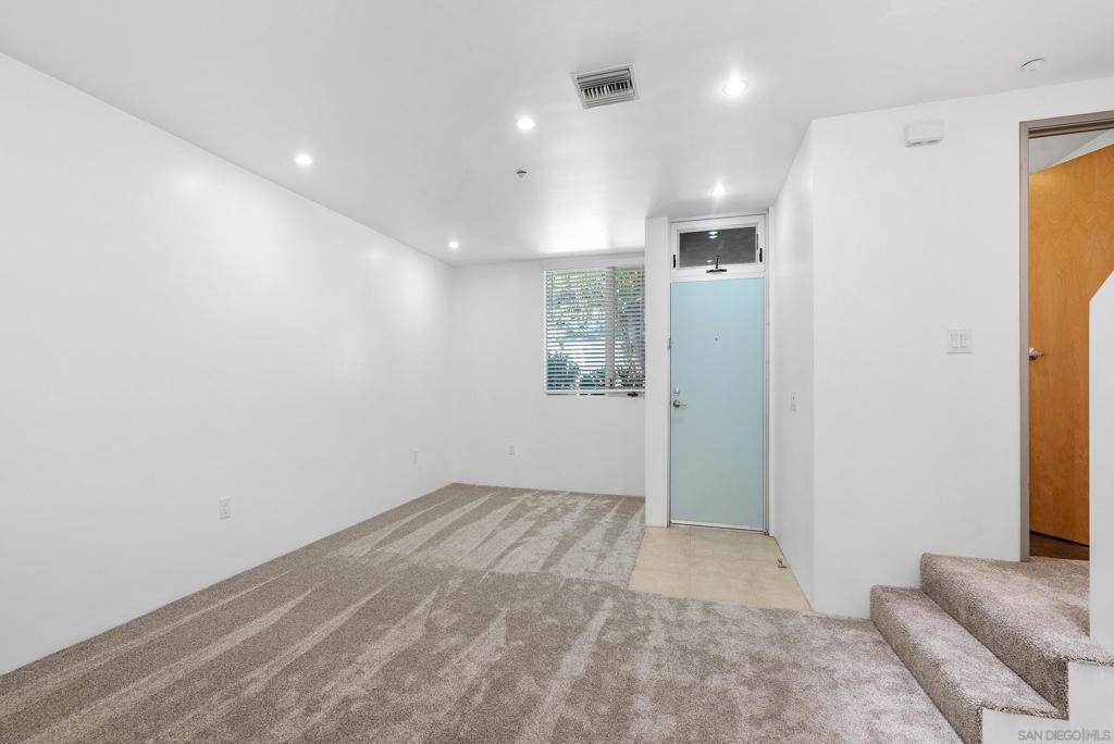 South Escondido - Residential Lease