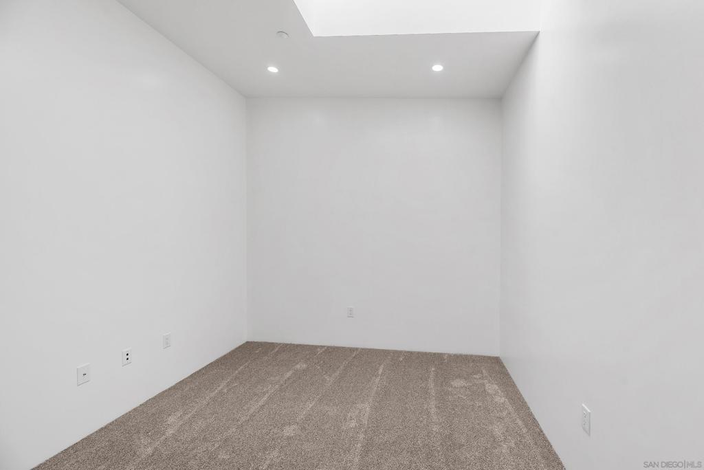 South Escondido - Residential Lease