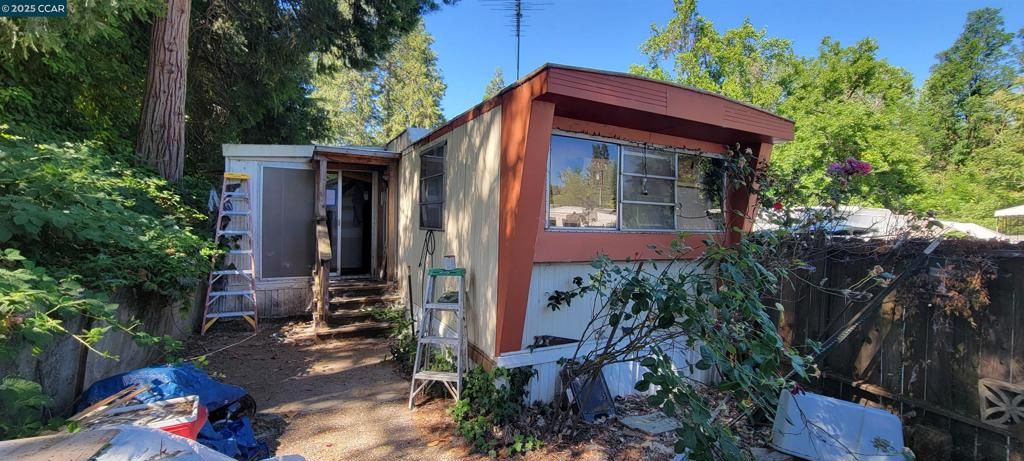 Photo of 617 Walsh Street St, Grass Valley, CA 95945 (MLS # 41115706)