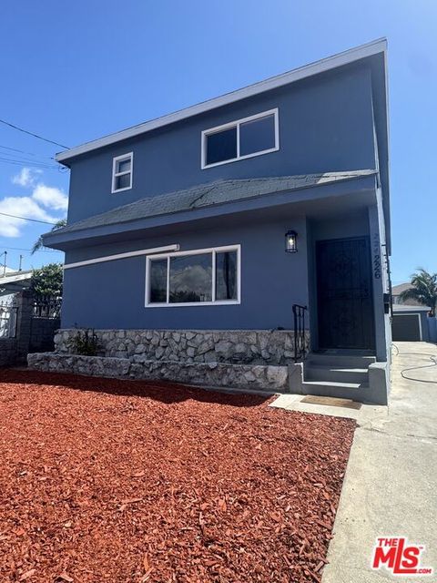 Photo of 224 W 107th Street, Los Angeles, CA 90003 (MLS # 26827213)