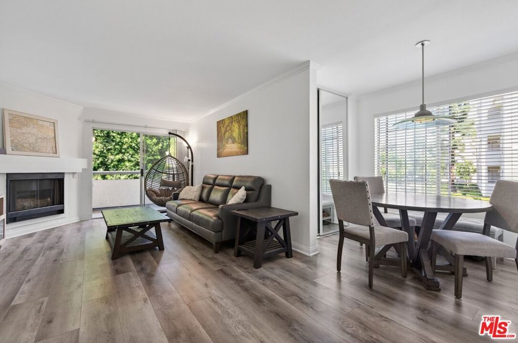 Photo of 5565 Canoga Avenue #119, Woodland Hills, CA 91367 (MLS # 26669825)