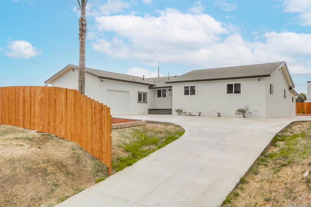 824 PARAISO AVE