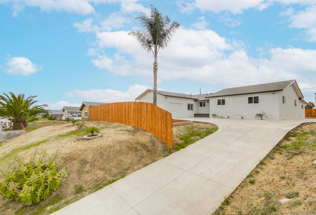 824 PARAISO AVE