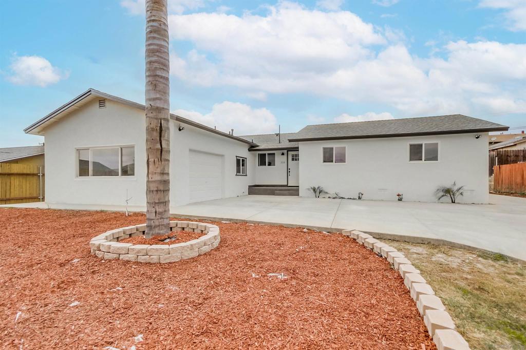 824 PARAISO AVE