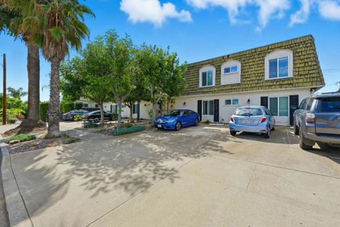 Photo of 4036 Shasta Street #14, San Diego, CA 92109 (MLS # ML82025640) Photo of 4036 Shasta Street #14, San Diego, CA 92109 (MLS # ML82025640)
