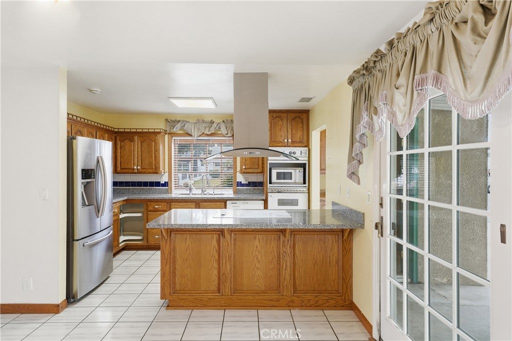 14872 Penfield, Huntington Beach CA 92647 - Photo 11