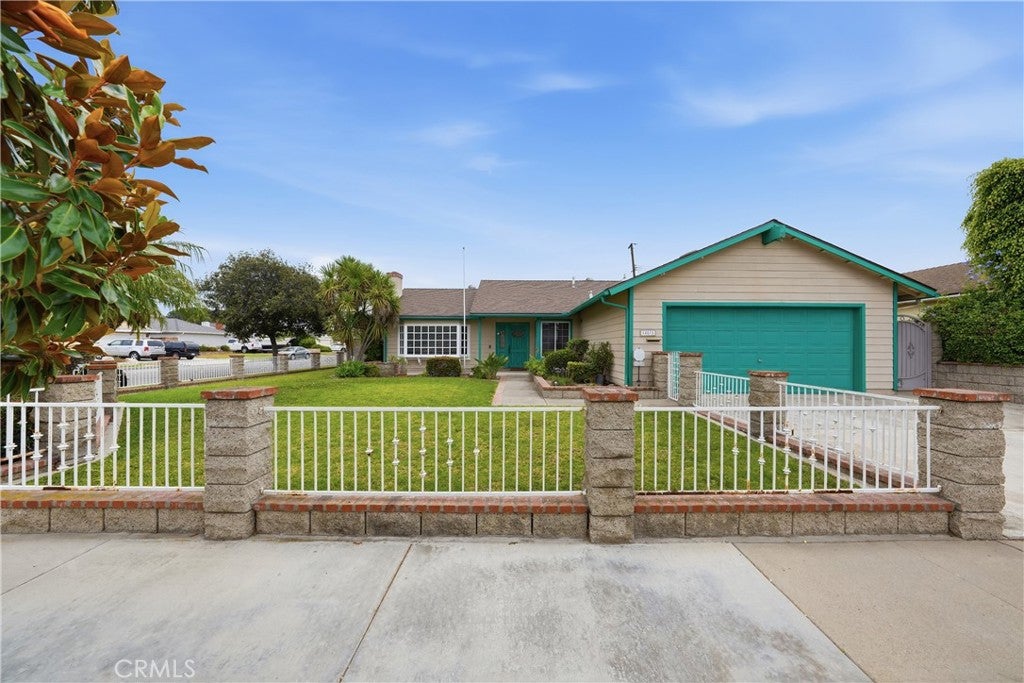 14872 Penfield, Huntington Beach CA 92647 - Photo 1