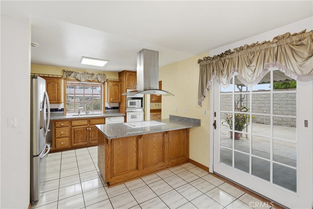14872 Penfield, Huntington Beach CA 92647 - Photo 10